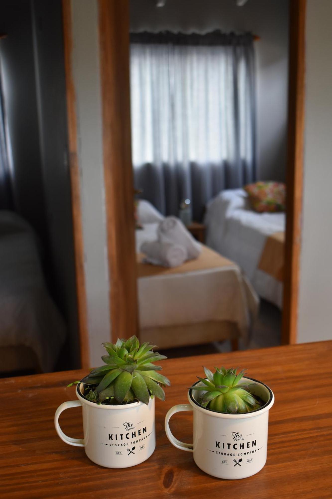 Hotel Cabanas Aparts Tierra De Glaciares 埃尔卡拉法特 外观 照片