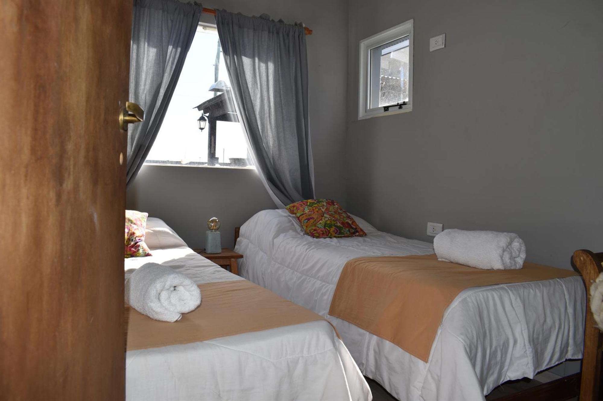 Hotel Cabanas Aparts Tierra De Glaciares 埃尔卡拉法特 外观 照片